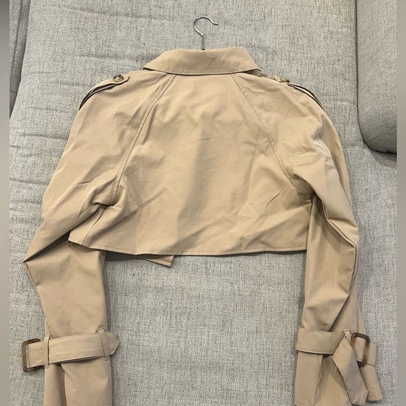 Cropped women’s trench jacket for sale! - Picture 2 of 2